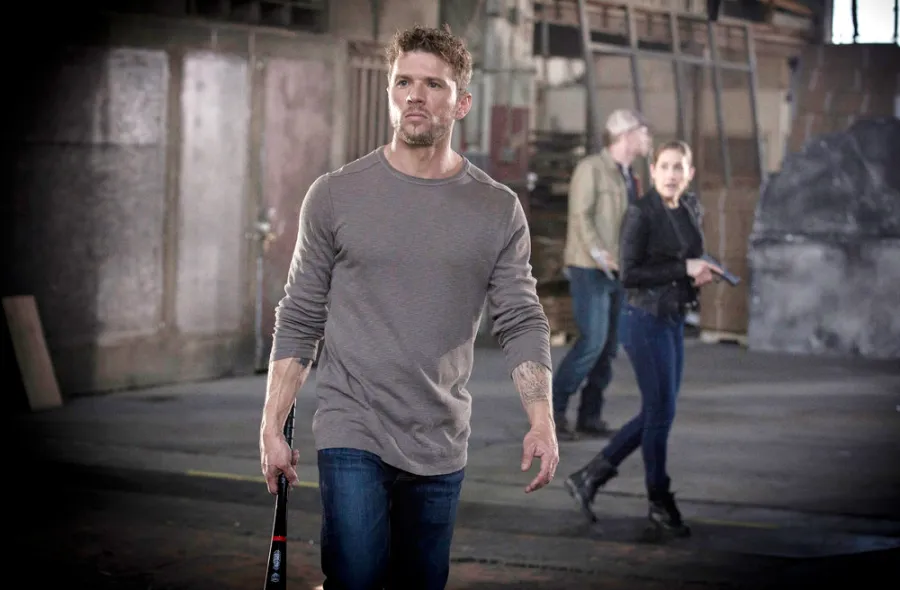 Hot TV Guys to watch this summer