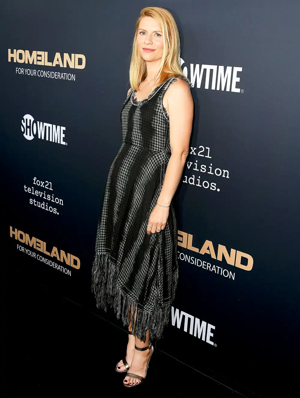 Claire Danes arrives at the FYC Event For Showtime's "Replica Luxury Handbagland" at Writers Guild Theater on June 5, 2018 in Beverly Hills, California.