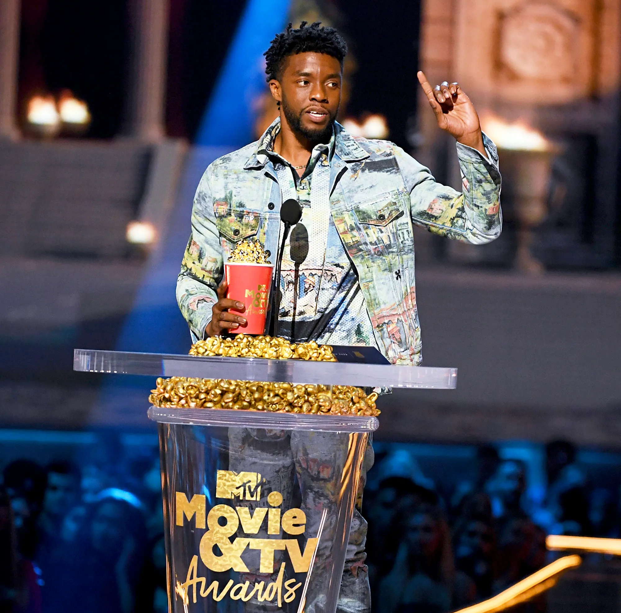 Chadwick Boseman accepts the Best Hero award for 'Black Panther' onstage during the 2018 MTV Movie And TV Awards at Barker Hangar on June 16, 2018 in Santa Monica, California.