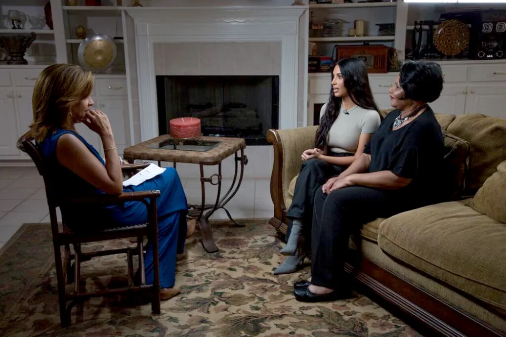 Alice-Johnson-and-Kim-Kardashian-Hoda