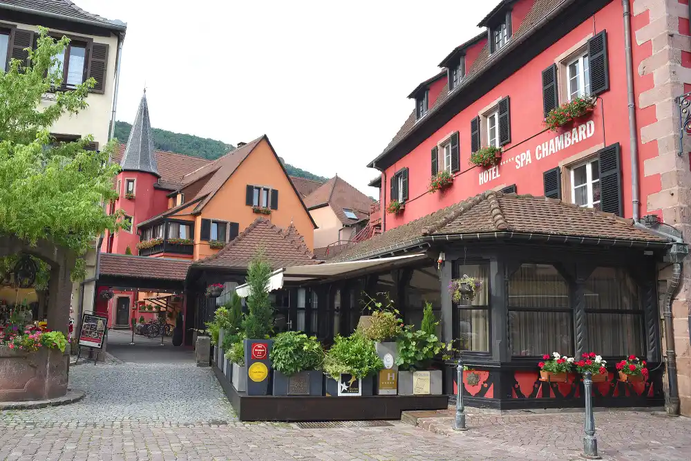 Anthony Bourdain, Death, The Le Chambard Hotel, Kaysersberg, France