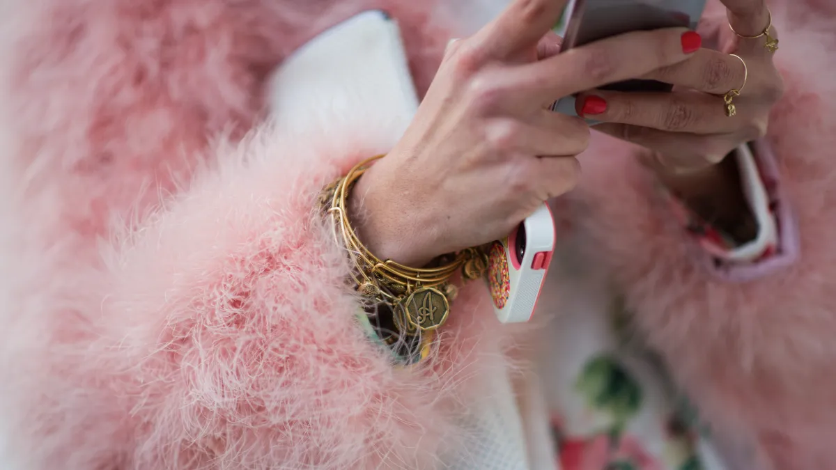 alex and ani bangles