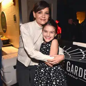 Katie Holmes, Suri Cruise, Lemonade Stand, New York City, Pride