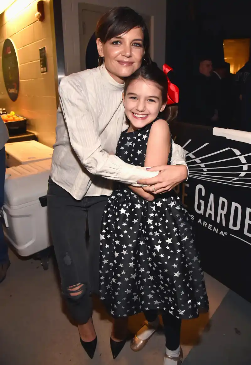 Katie Holmes, Suri Cruise, Lemonade Stand, New York City, Pride