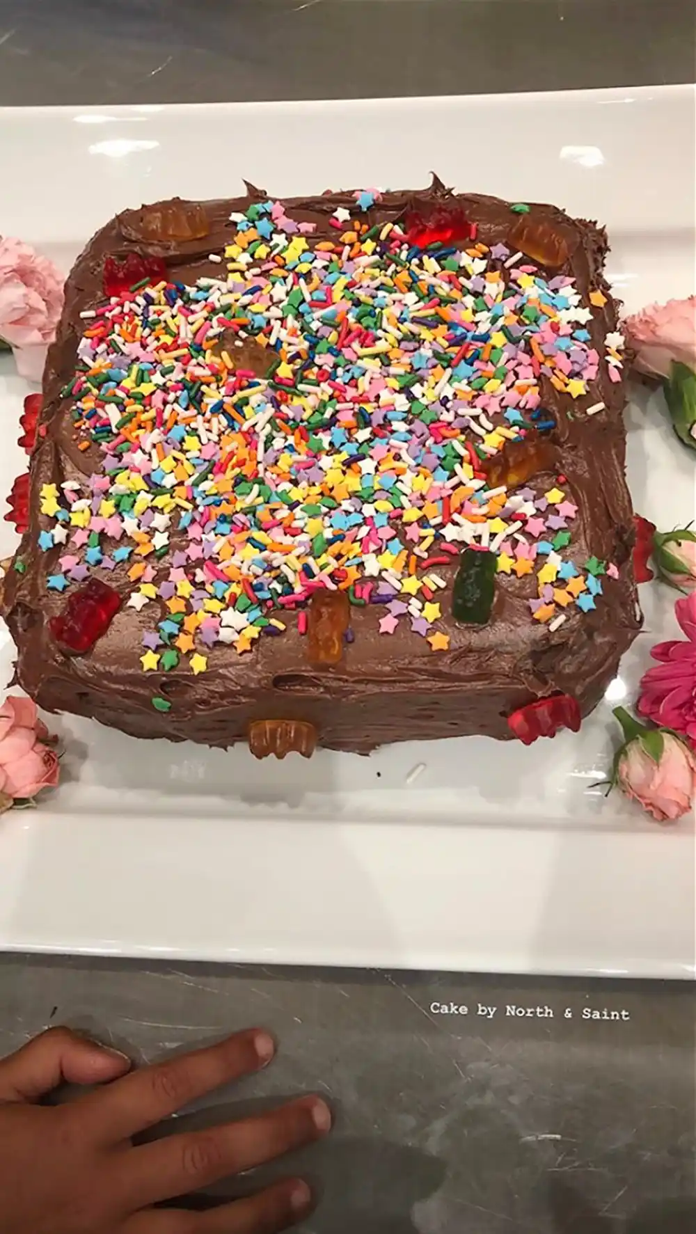 Kim Kardashian, Kanye West, Cake, North West, Saint West