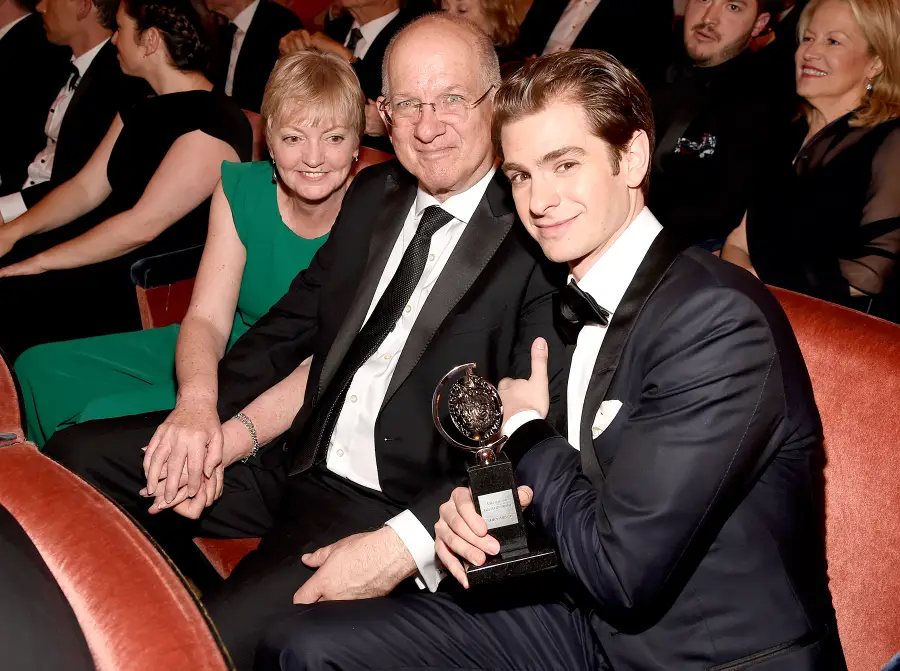 Lynn-Garfield,-Richard-Garfield-and-Andrew-Garfield