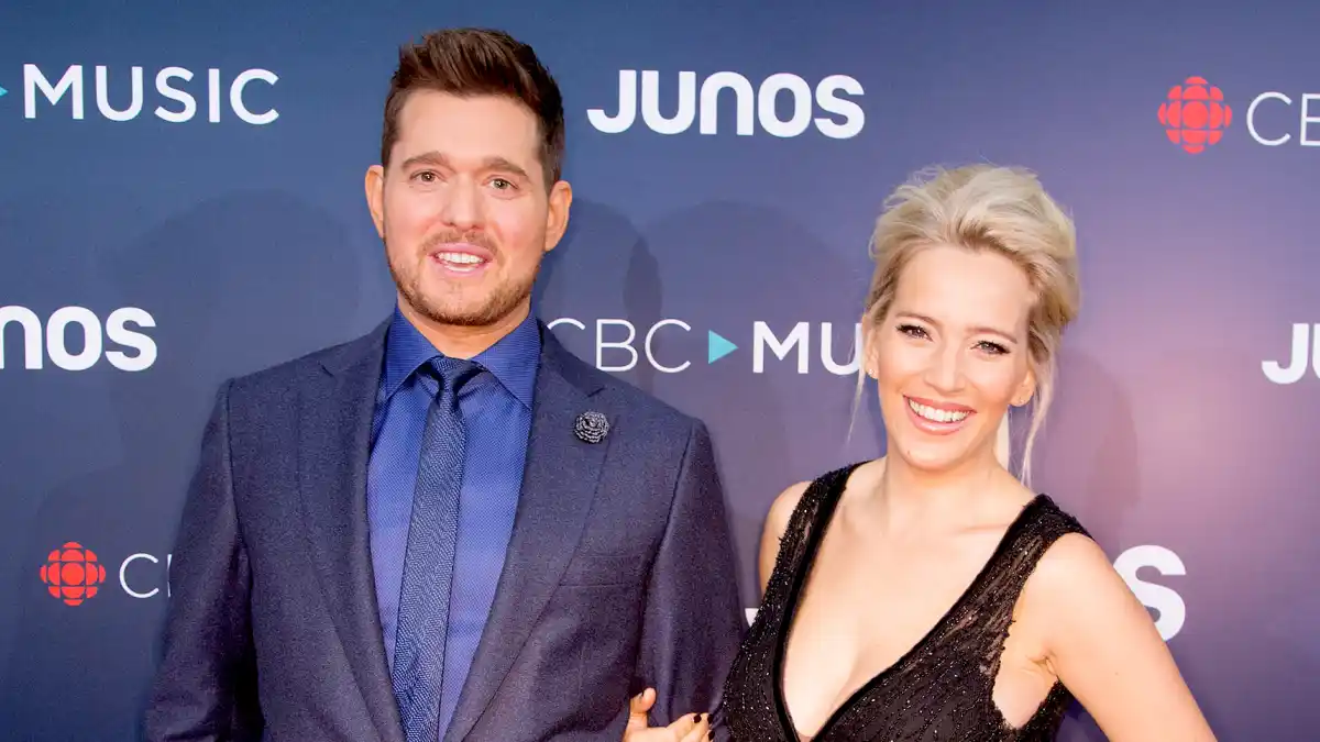 Michael-Buble-and-Luisana-Lopilato-gives-birth