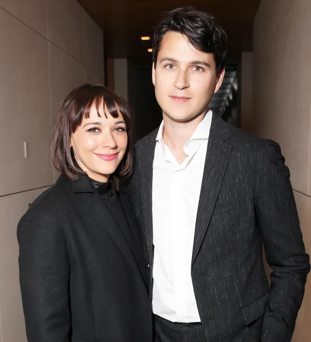 Ezra Koenig Rashida Jones pregnant