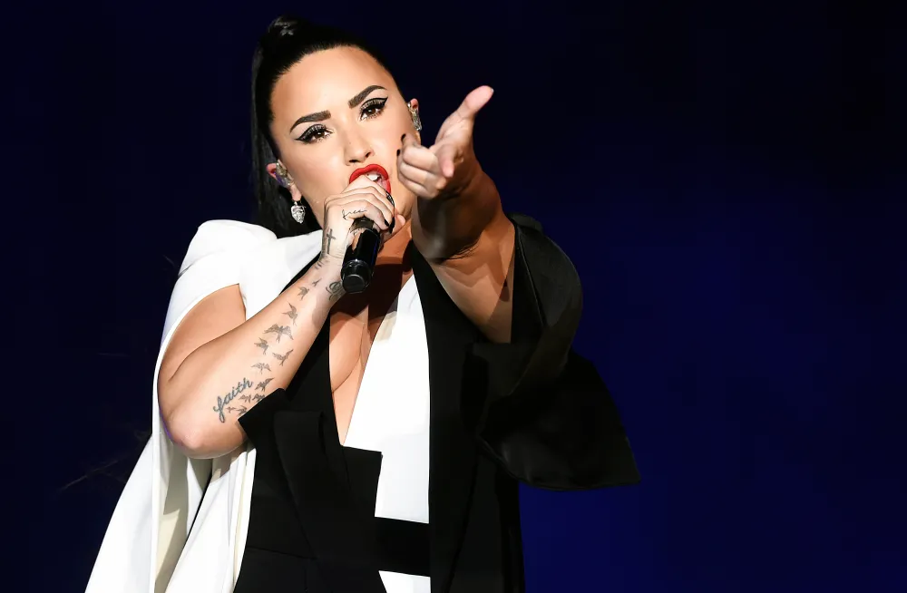 Demi Lovato Relapse Fans