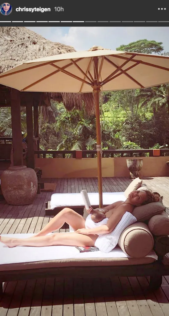 Chrissy Teigen breastfeeding