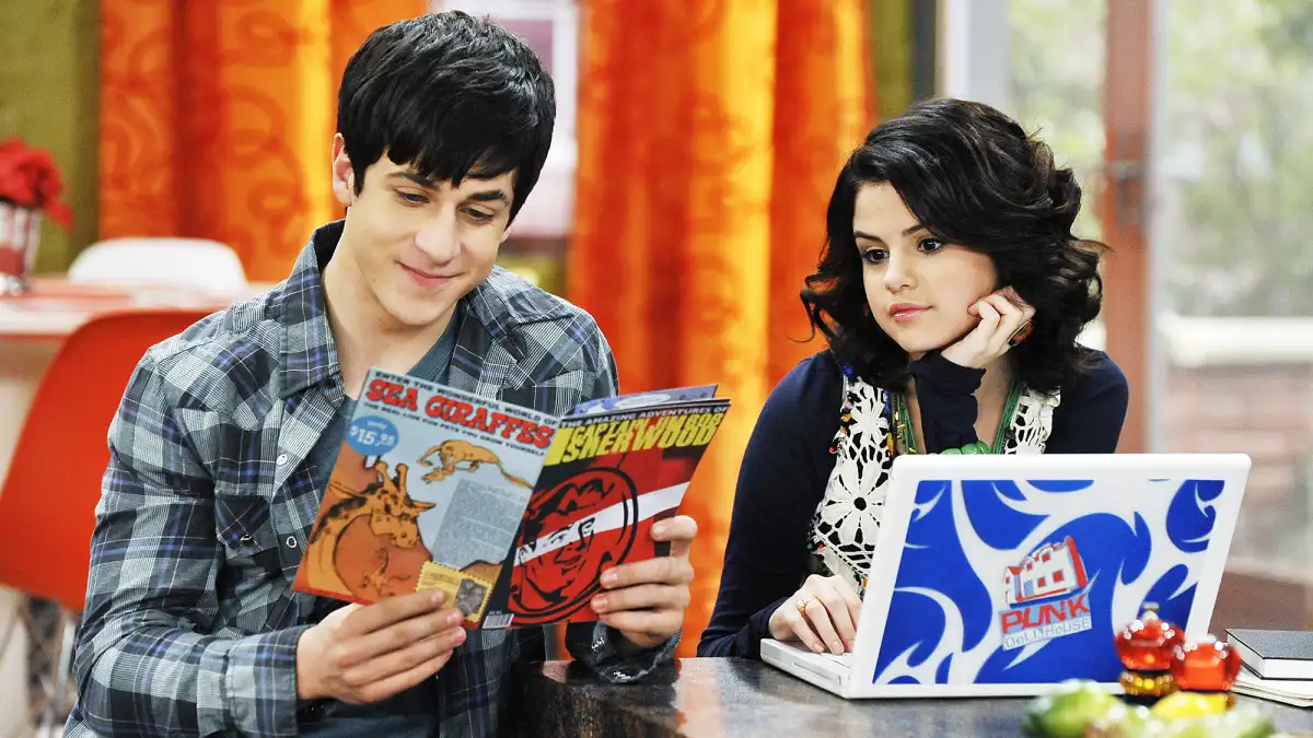 David Henrie Selena Gomez Wizards of Waverly Place