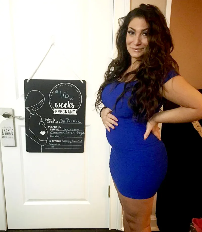 Deena-Nicole-Cortese-baby-bump