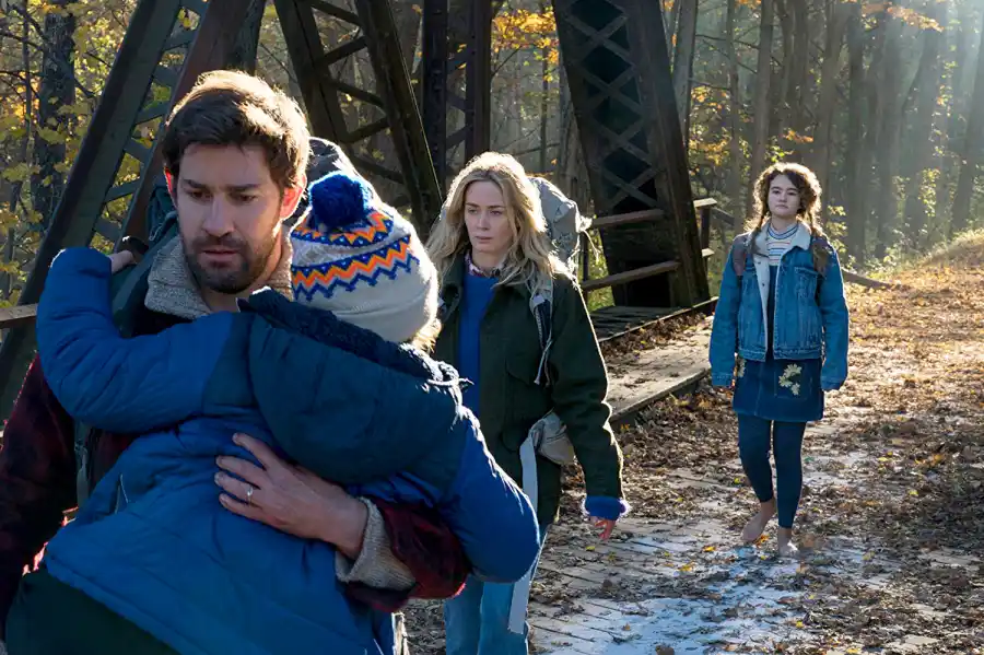 Emily-Blunt-John-Krasinski-a-quiet-place