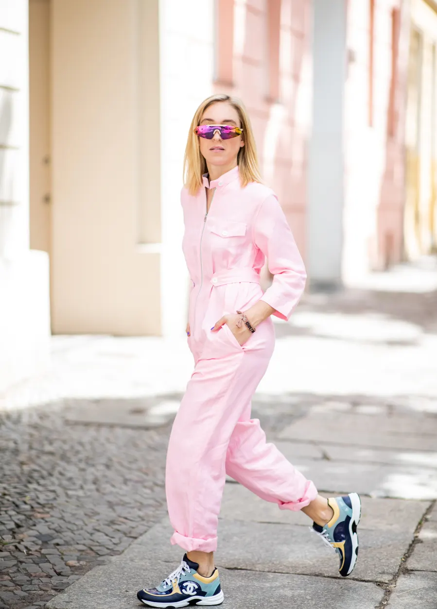 dad sneakers chanel street style