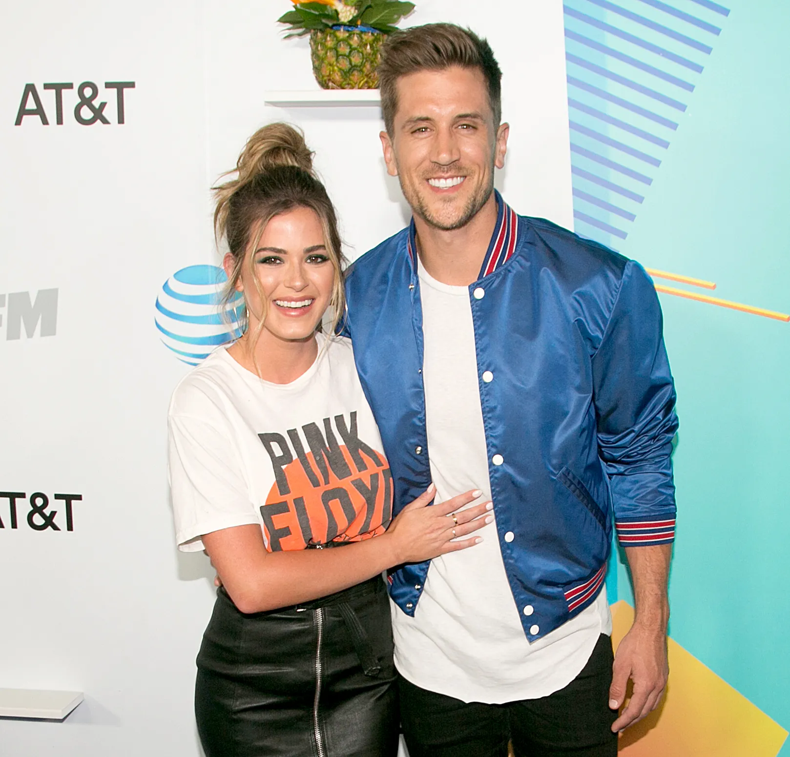 JoJo-Fletcher-and-Jordan-Rodgers-wedding