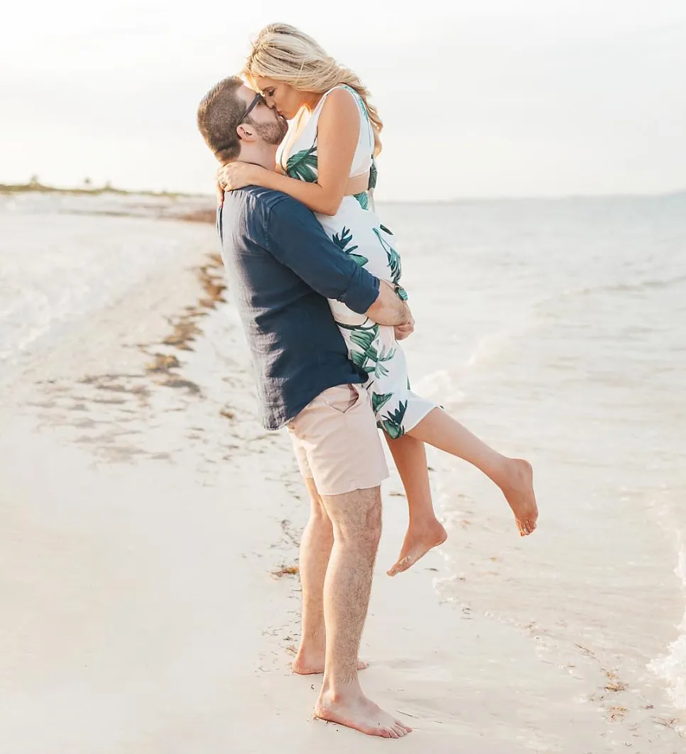 Aaron Bass Juelia Kinney Engaged