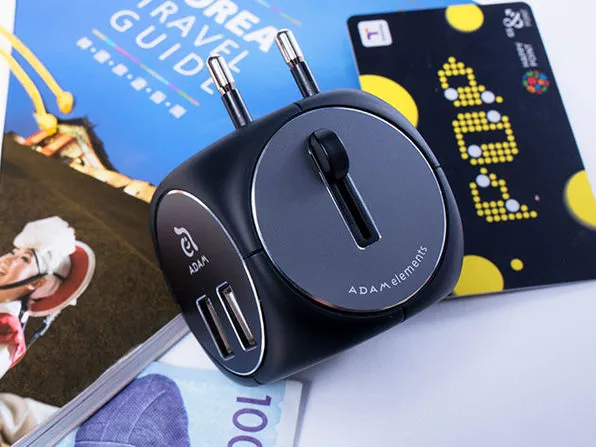 OMNIA TA502 Travel Adaptor