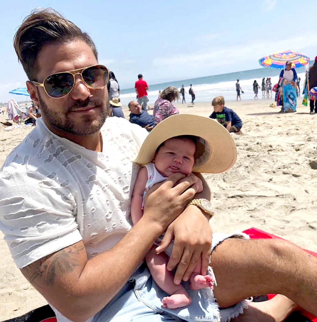 Ronnie Ortiz-Magro and Ariana