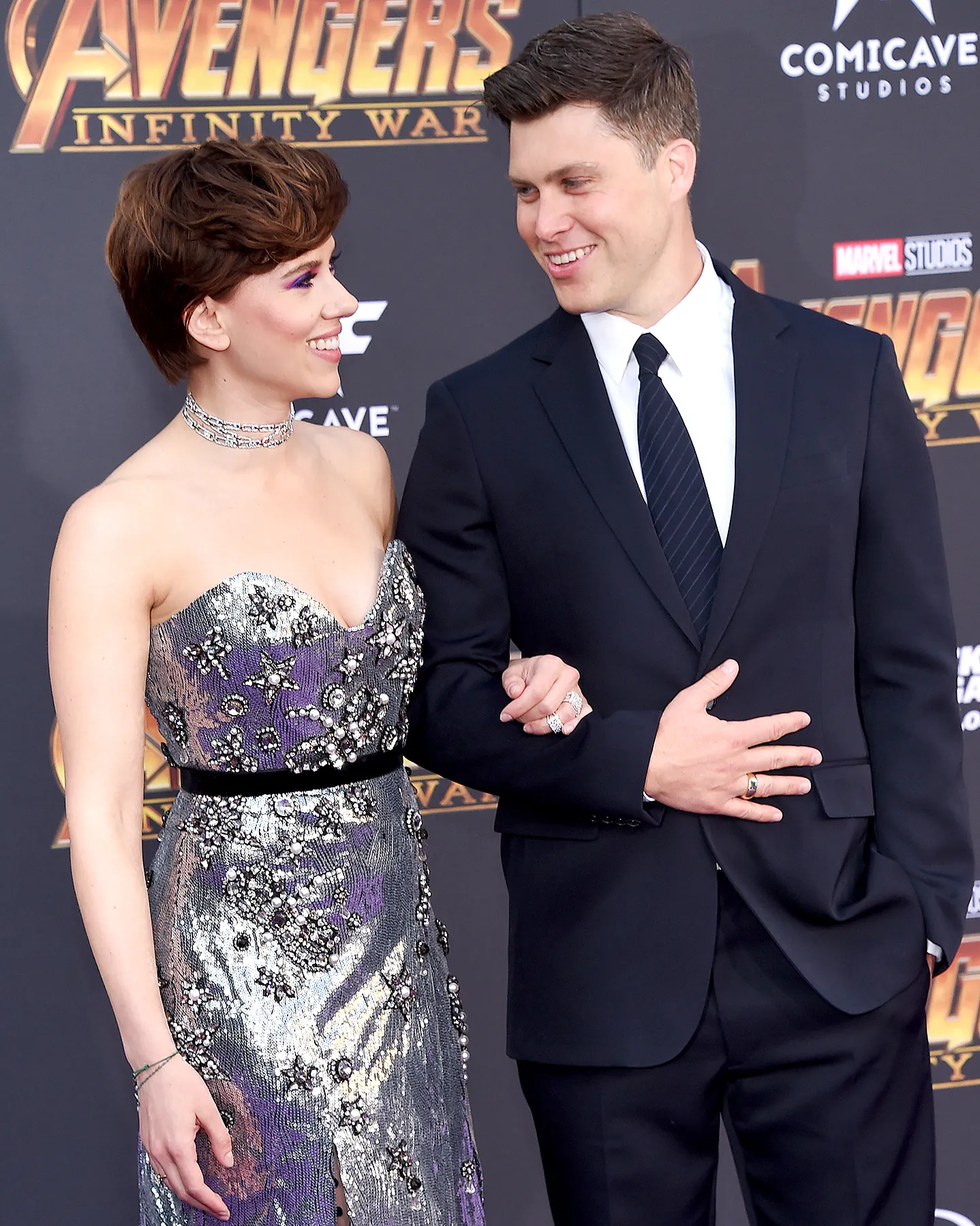 Scarlett-Johansson-and-Colin-Jost-prank