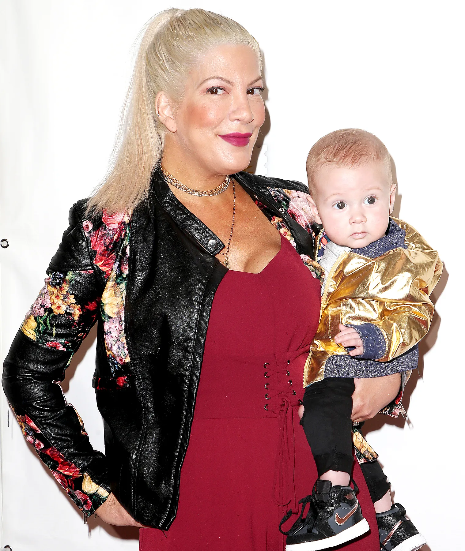 Tori-Spelling-son-stabbed