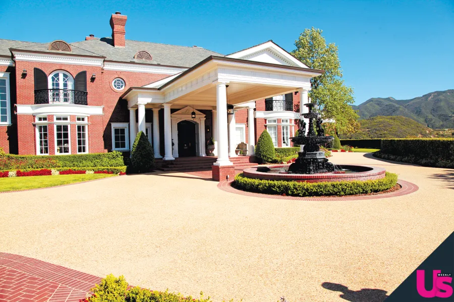 Janet Gretzky and Wayne Gretzky Gallery