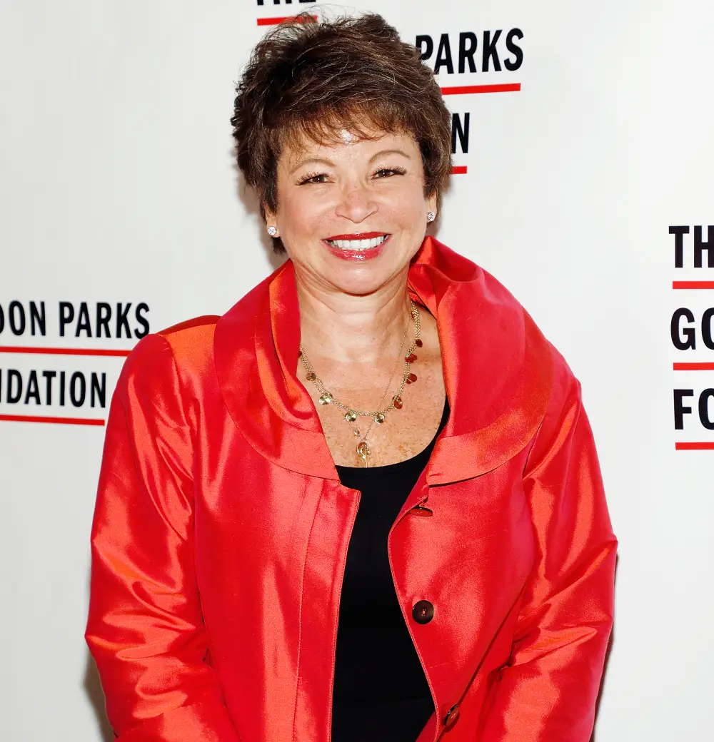 Roseanne Barr Explains Valerie Jarrett Tweet