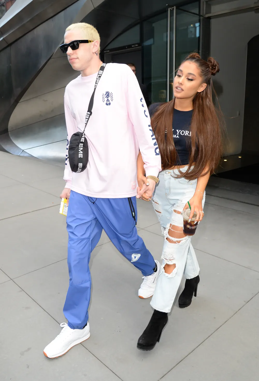 Ariana Grande (R) and Pete Davidson