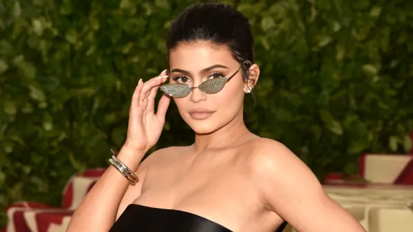 Kylie Jenner scar scars