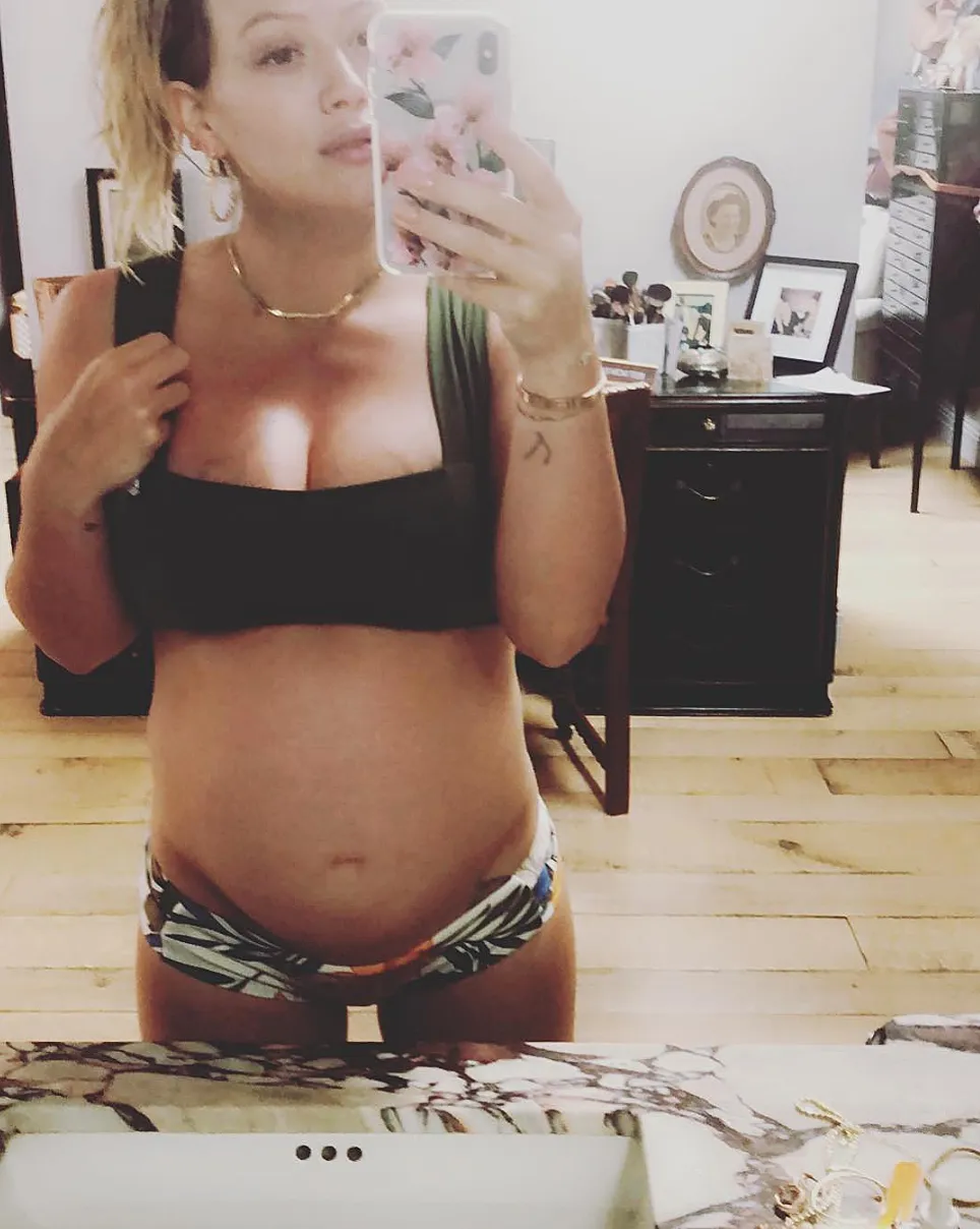 Hilary Duff Big Bump Pregnant Selfie