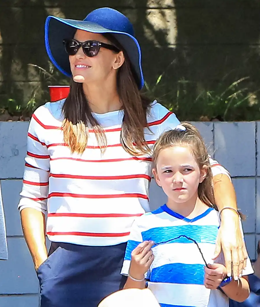 Jennifer Garner Seraphina 4th of July parade