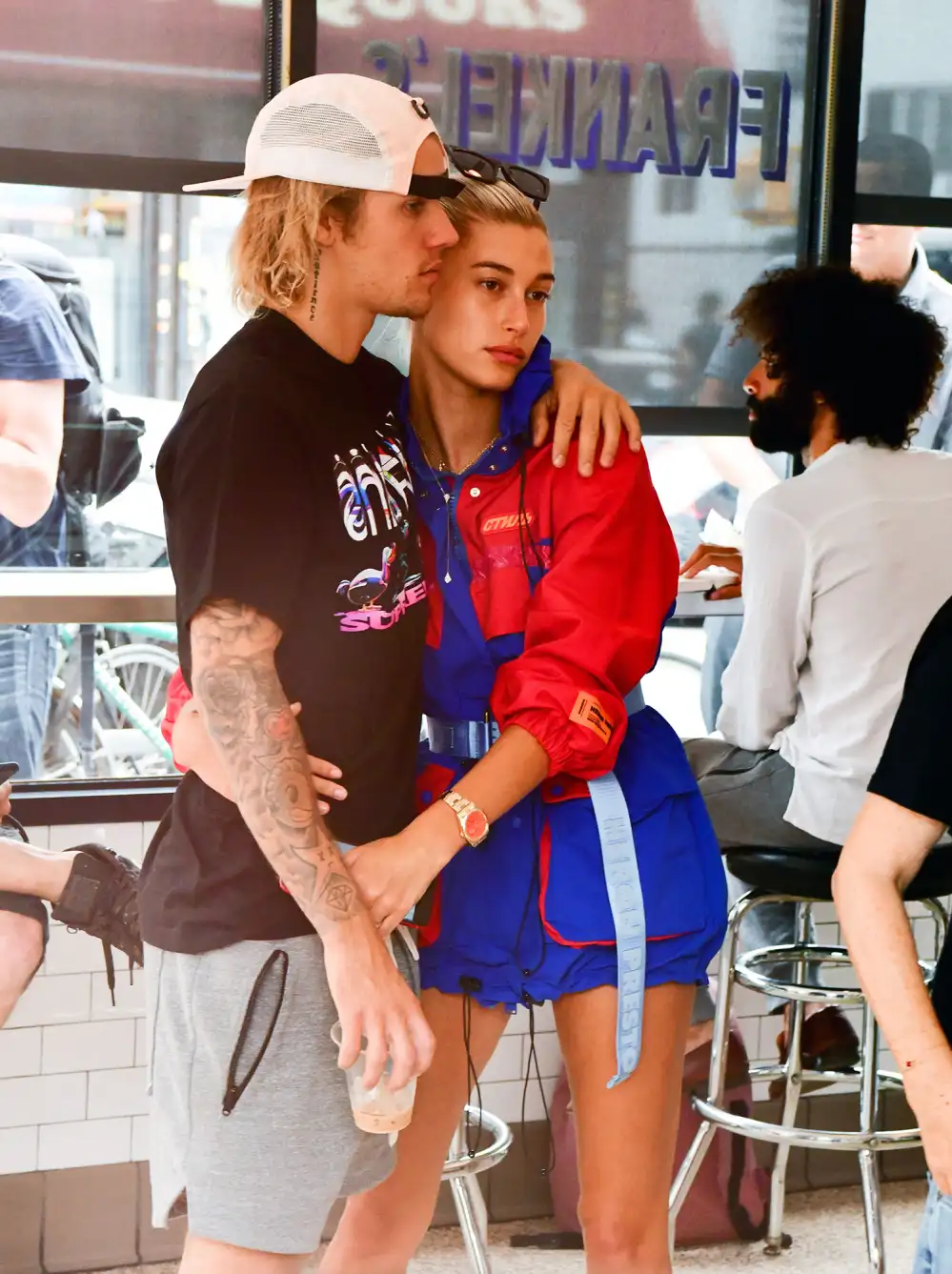 justin bieber hailey baldwin frankel's brooklyn new york
