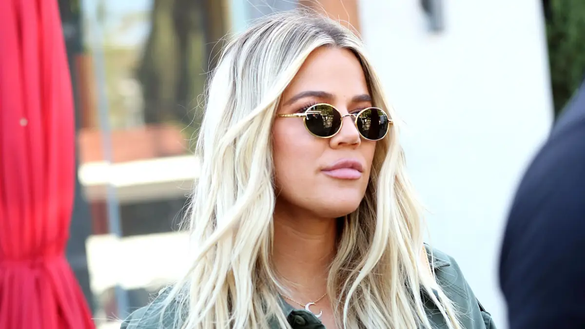 Khloe Kardashian mom shamed event