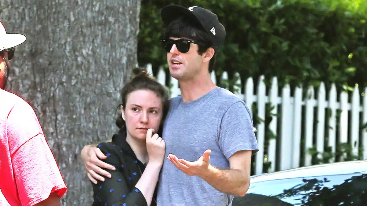 Lena Dunham Mystery Man dating instagram love post