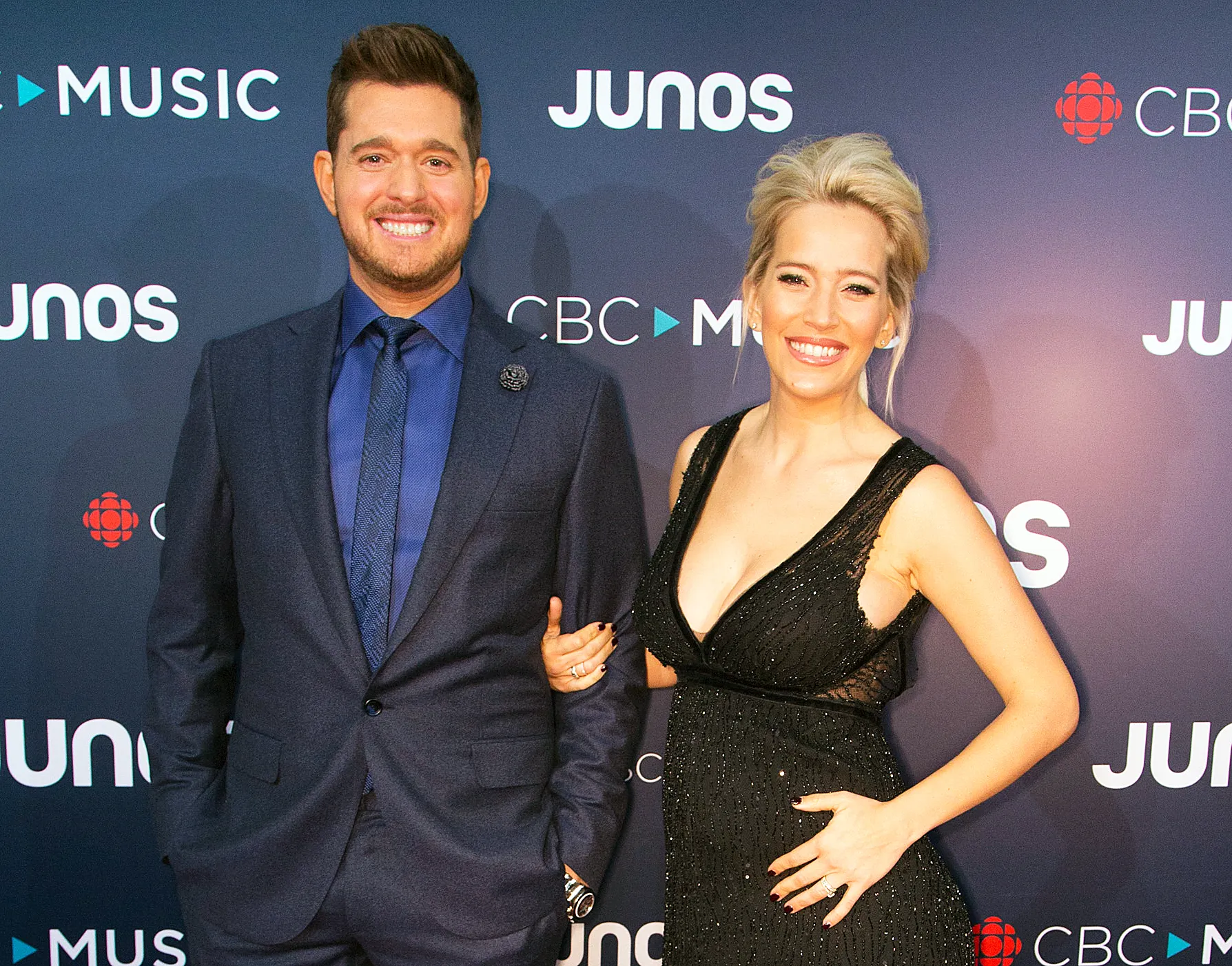 Michael Buble Luisana Lopilato Revel Sex of Baby