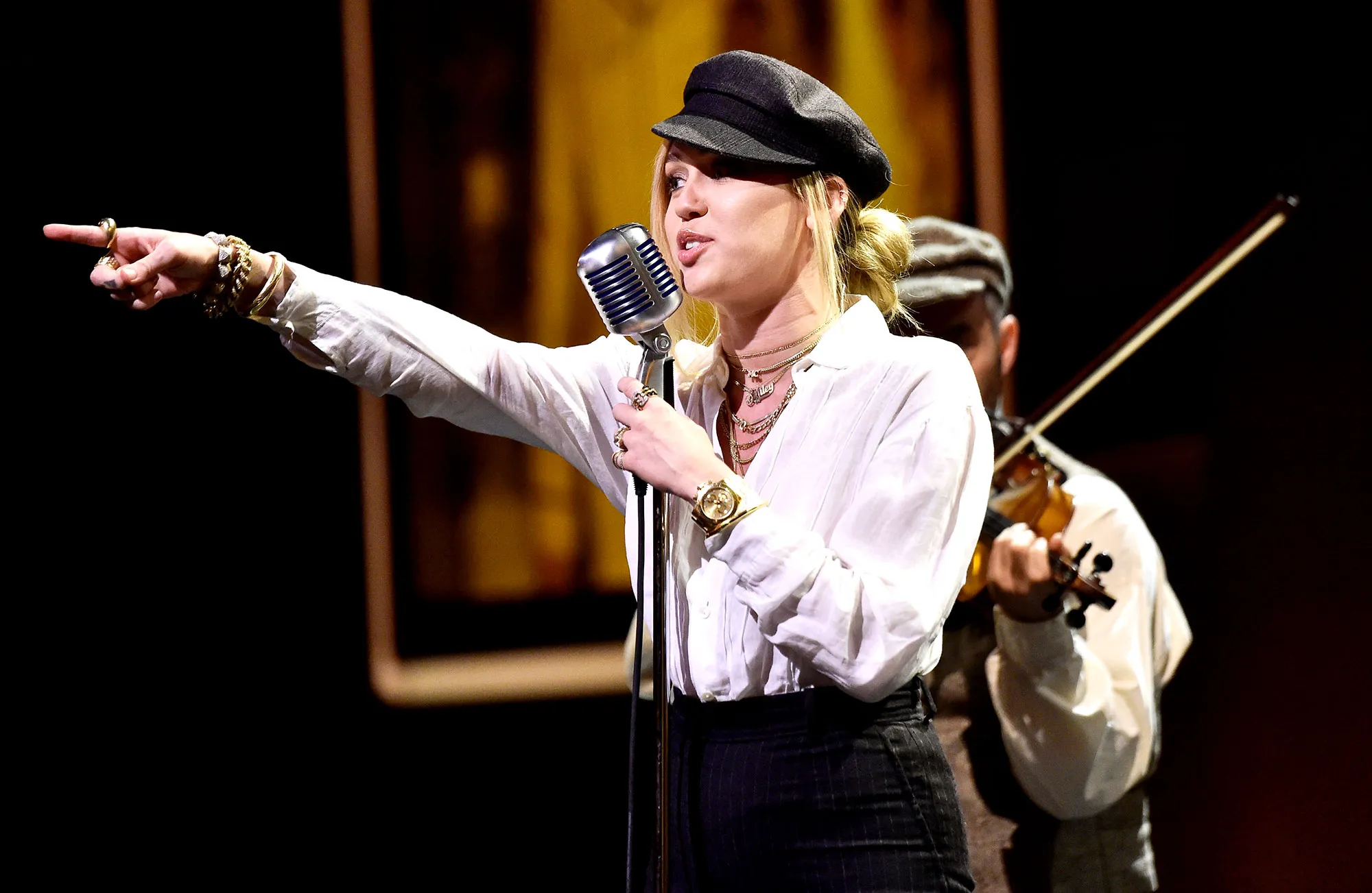 Miley Cyrus performing new music 2018