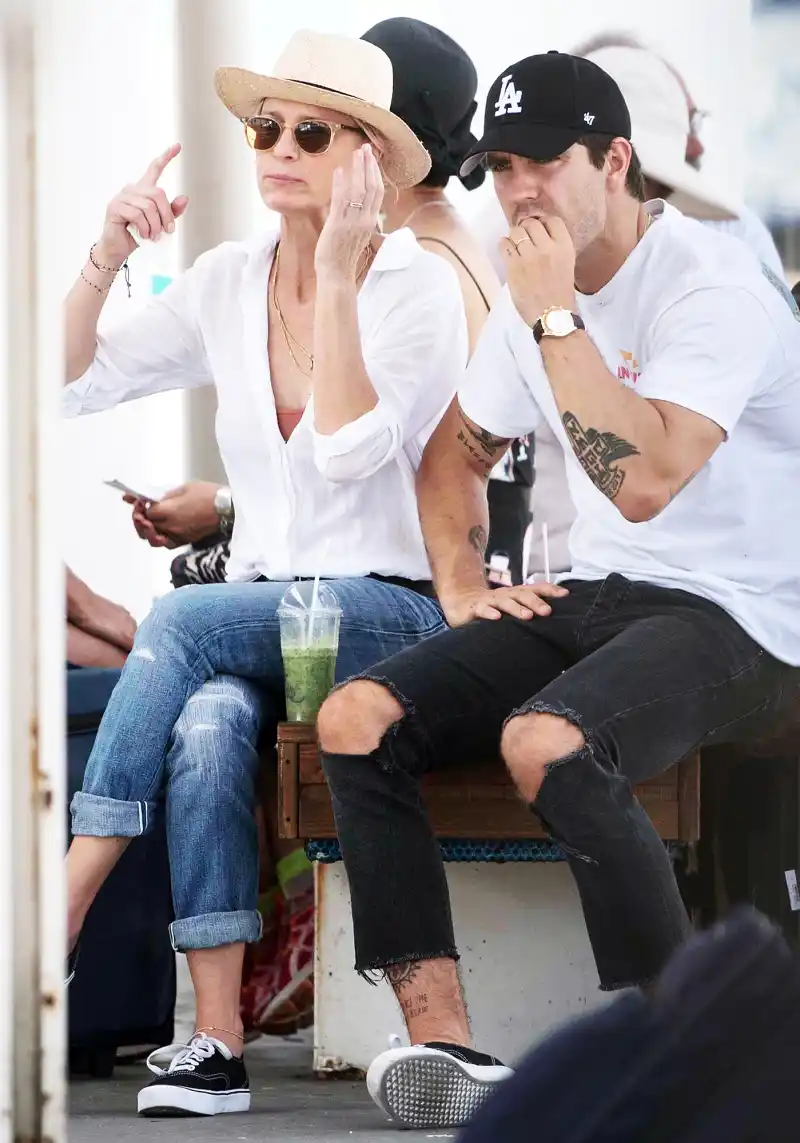 Robin Wright Clement Giraudet Rings Naples