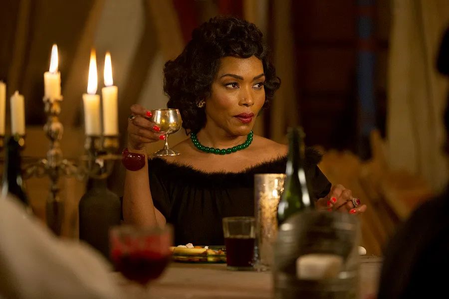 Angela-Bassett