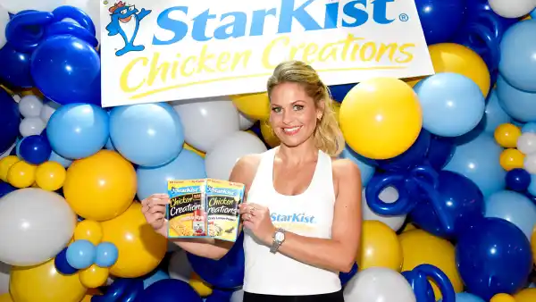 candace cameron bure chicken salad cucumber boats