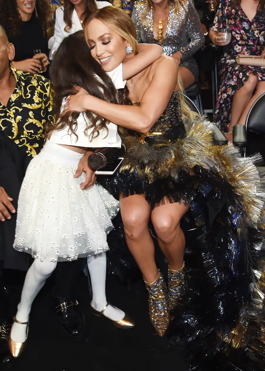 VMAs 2018 What You Didn't See Emme Muniz Jennifer Lopez