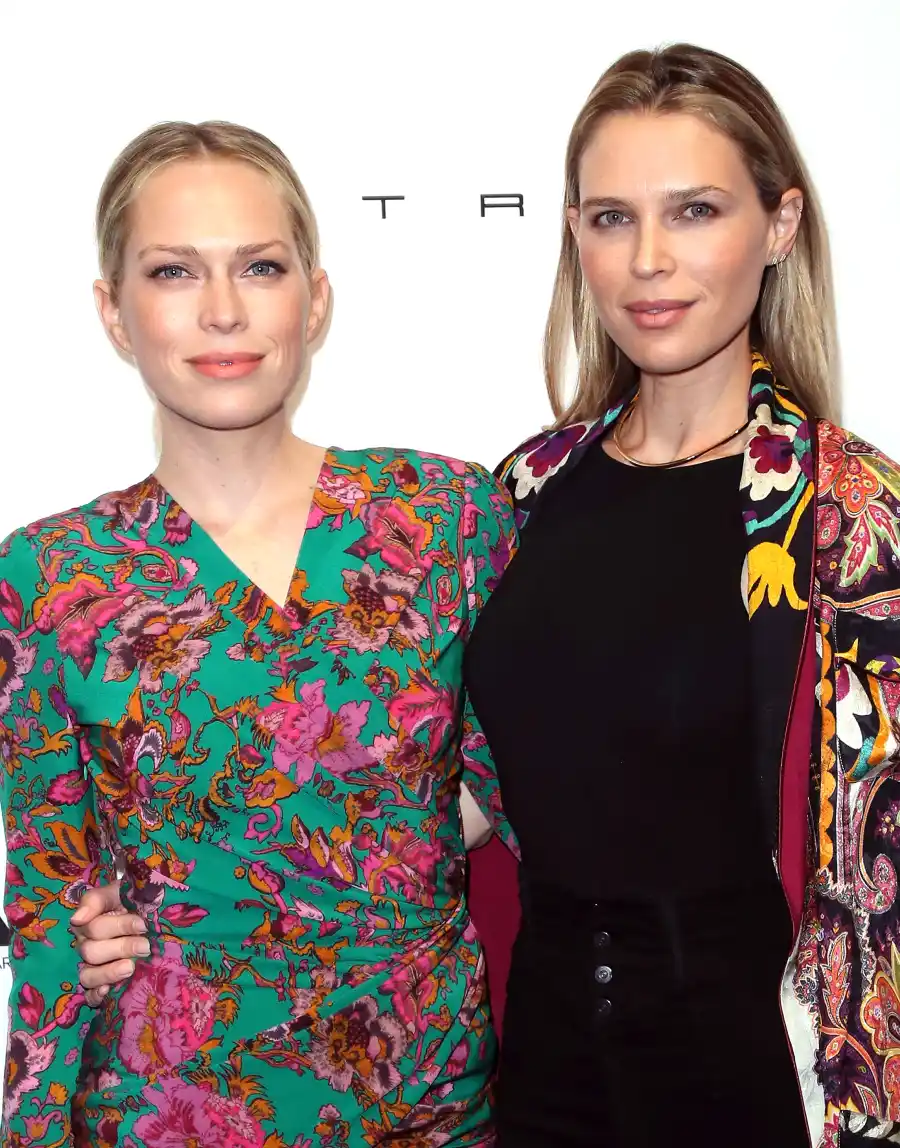 Erin Foster (L) and sister actress Sara Foster