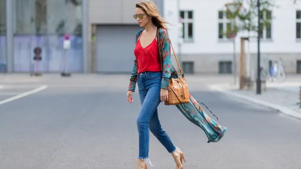 woman in skinny jeans