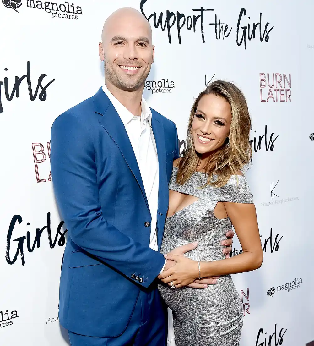 Jana-Kramer-pregnancy-sex