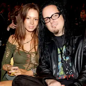 Jonathan-Davis-wife-Deven-death