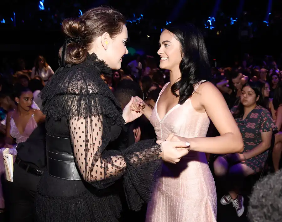 Inside Teen Choice Awards 2018 Katherine Langford Camila Mendes