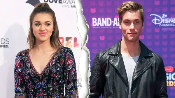 adie Robertson Splits From BF Austin Nichols