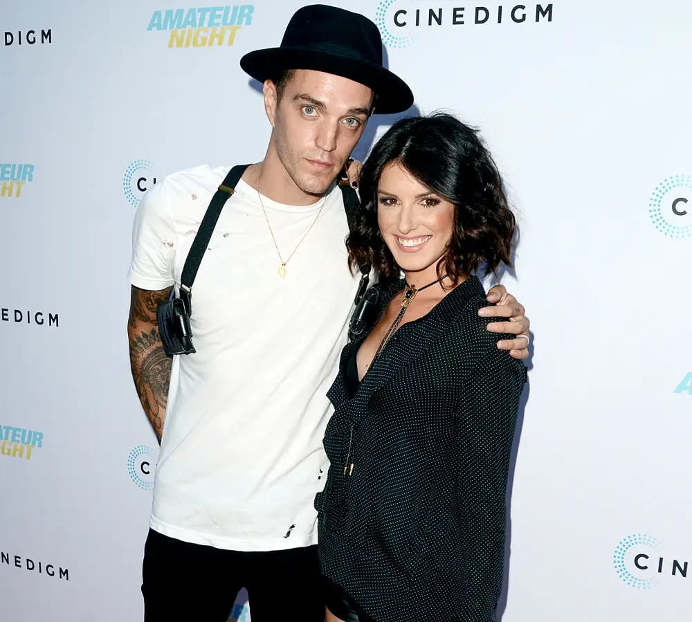 Shenae-Grimes-Josh-Beech-welcome-baby