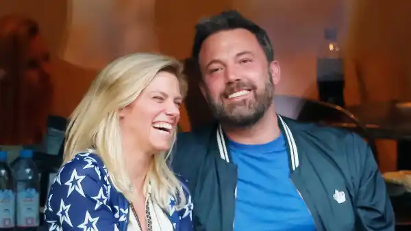 Ben Affleck Lindsay Shookus Deletes Instagram
