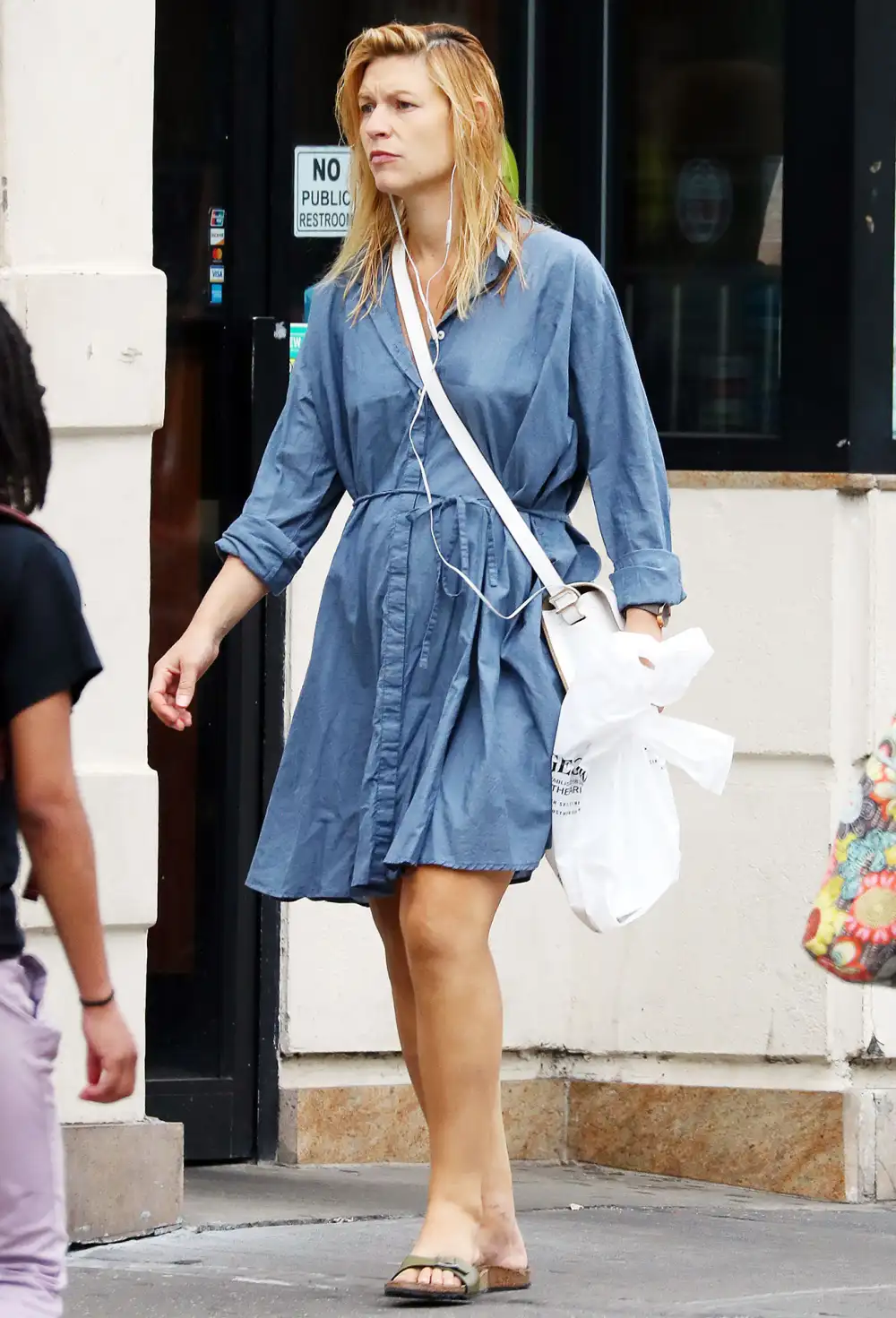 Claire Danes Gives Birth