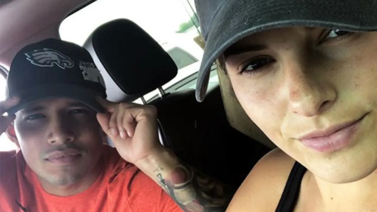 javi Marroquin lauren Comeau baby bump