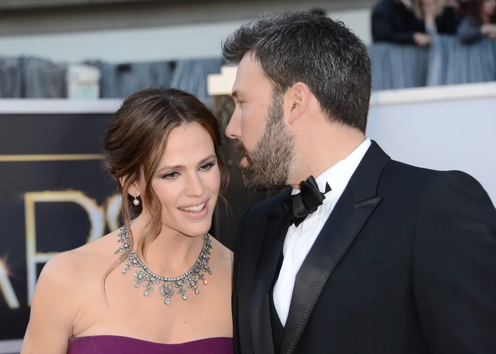 Jennifer Garner &lsquo;Tends to Find Out About Things&rsquo; Happening in Ben Affleck&rsquo;s Life